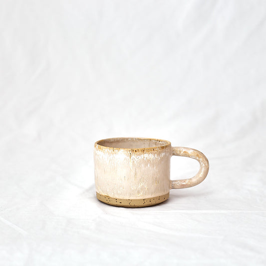 Bochi ceramic tea and coffee mug burnt white